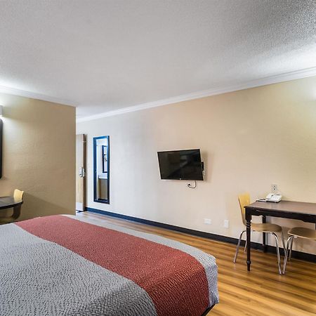 Motel 6-Libertyville, Il Екстер'єр фото