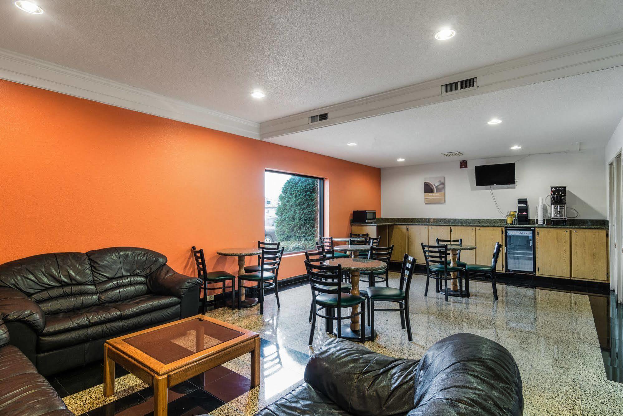 Motel 6-Libertyville, Il Екстер'єр фото