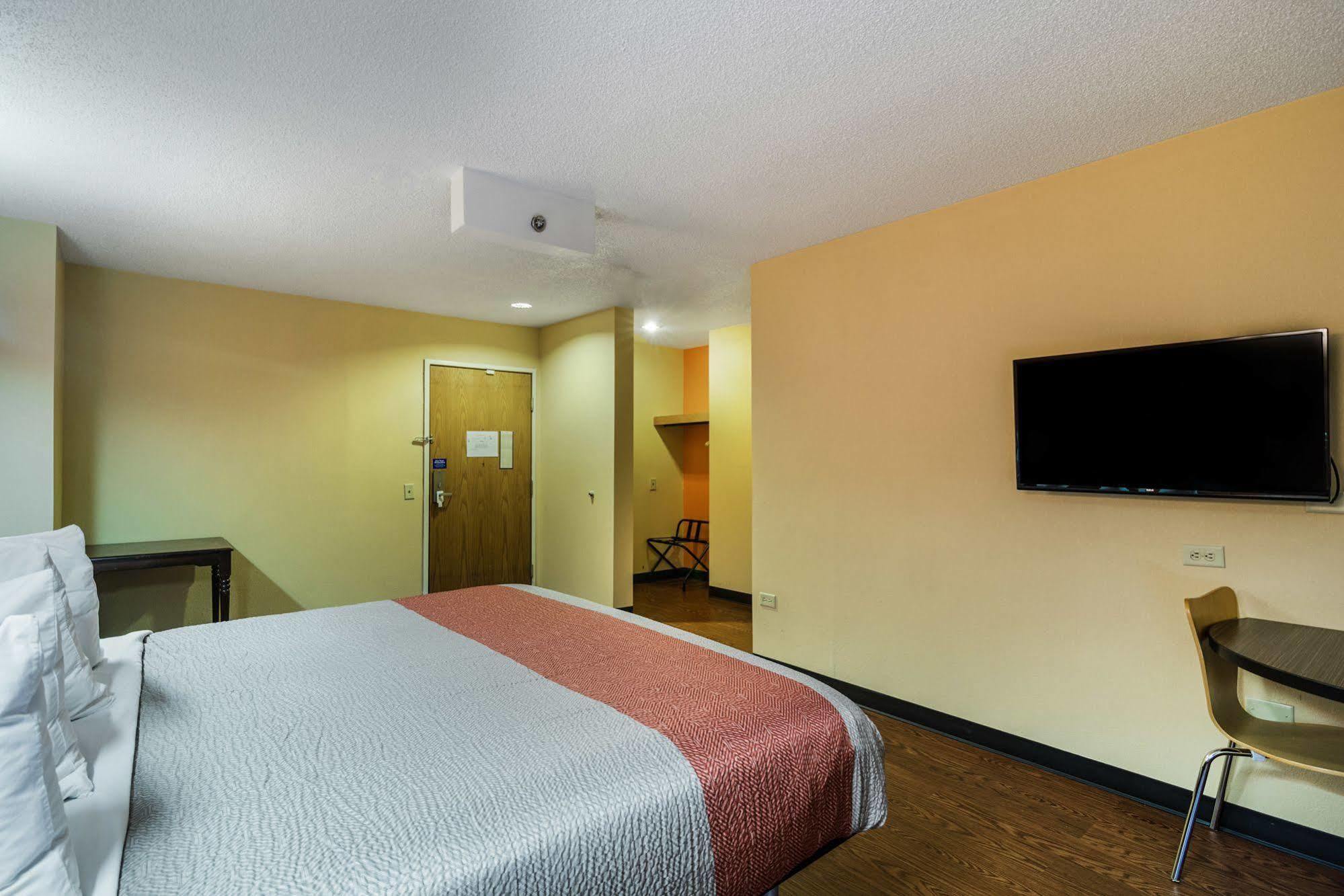 Motel 6-Libertyville, Il Екстер'єр фото